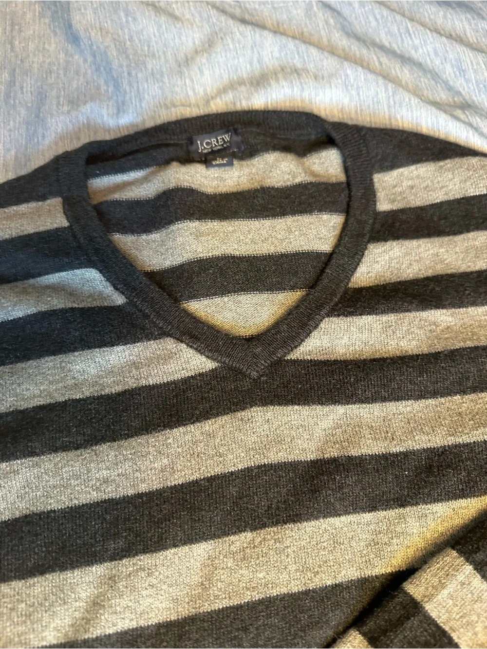 J. Crew L Men's V-Neck Striped Sweater - Black & Gray Stripes